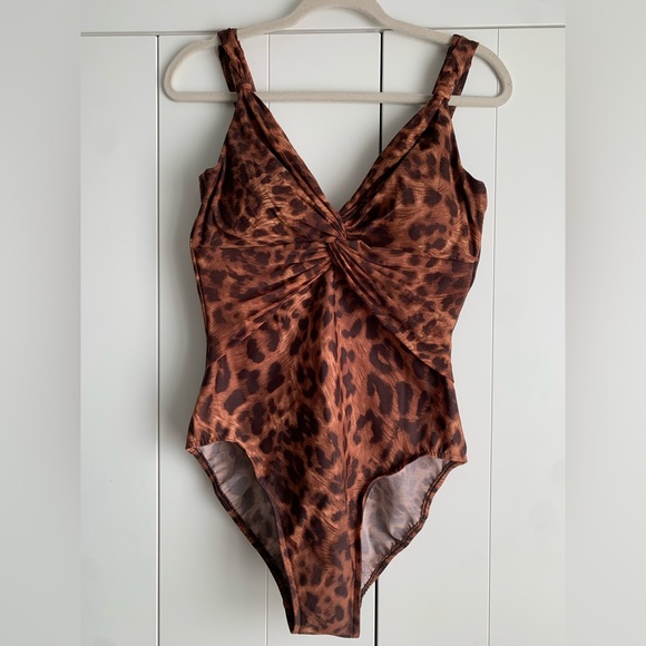 Miraclesuit Womens One Piece‎ Animal Leopard Print Swimsuit Size 14 - Picture 1 of 6